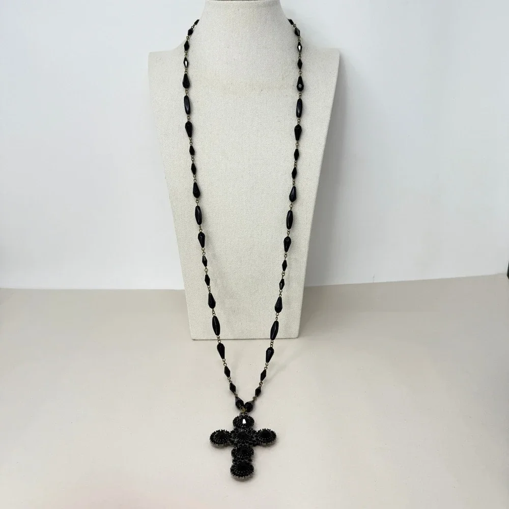Embellish Graceful‎ Glory Metal Necklace Black Beaded Cross Pendant JW0740